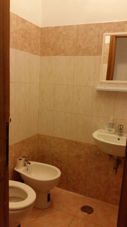 Guesthouse Ava Рим Экстерьер фото